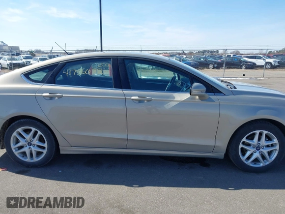 2016 Ford Fusion SE with VIN 3FA6P0HD0GR206464, listed as a IAAI auction lot 41756072 with 29,572 mi miles and . Bid and sale history available at carsss.com. Image 13.