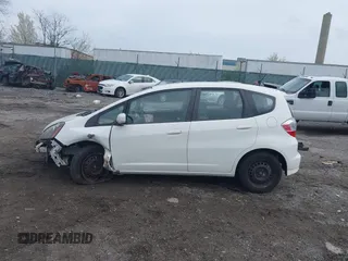 2013 Honda Fit with VIN JHMGE8H36DC022455, listed as a IAAI auction lot 41955605 with 172,471 mi miles. Bid and sale history available at carsss.com. Image 15.