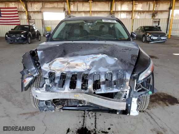 2014 Jeep Cherokee Limited with VIN 1C4PJLDBXEW305096, listed as a Copart auction lot 52051905 with 120,883 mi miles and Clean Title. Bid and sale history available at carsss.com. Image 5.