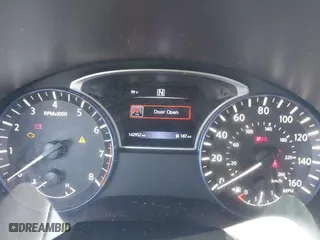 2016 Nissan Altima 2.5 SR with VIN 1N4AL3AP3GC186902, listed as a IAAI auction lot 39780328 with 142,952 mi miles. Bid and sale history available at carsss.com. Image 7.