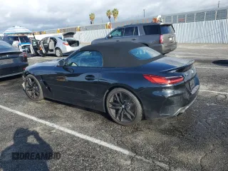 2020 BMW Z4 sDriveM40i with VIN WBAHF9C02LWW55809, listed as a Copart auction lot 48812855 with 39,680 mi miles and Salvage Title. Bid and sale history available at carsss.com. Image 2.