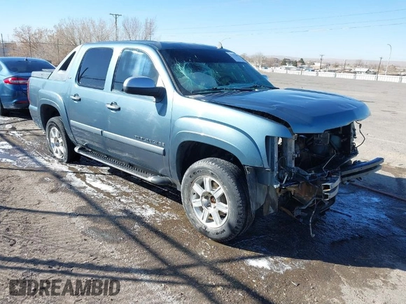 2008 Chevrolet Avalanche LS with VIN 3GNFK12308G226636, listed as a IAAI auction lot 41392242 with 276,774 mi miles and . Bid and sale history available at DreamBid. Image 1.