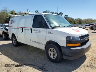 2019 Chevrolet Express Cargo Van with VIN 1GCWGAFG4K1279871, listed as a Copart auction lot 50024895 with 84,102 mi miles and Clean Title. Bid and sale history available at carsss.com. Image 4.
