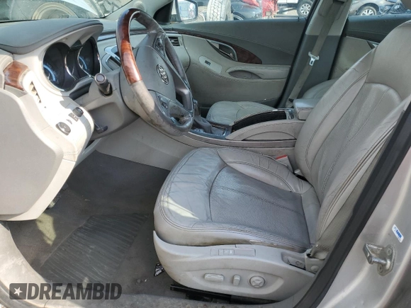2010 Buick LaCrosse CXL с VIN 1G4GC5GG6AF160965, выставлен на аукционе Copart как лот 53697175 с пробегом 181 846 миль миль и Списание • Salvage title. История ставок и продаж доступна на DreamBid. Изображение 7.