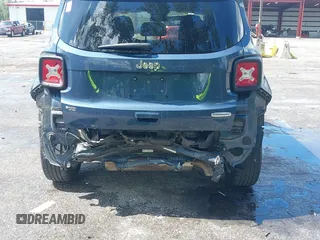 2020 Jeep Renegade Latitude with VIN ZACNJABB6LPL85468, listed as a IAAI auction lot 42515585 with 129,240 mi miles and . Bid and sale history available at DreamBid. Image 6.