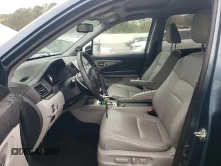 2017 Honda Pilot EX-L with VIN 5FNYF6H50HB087738, listed as a Copart auction lot 52154535 with 62,793 mi miles and Salvage Title. Bid and sale history available at DreamBid. Image 7.