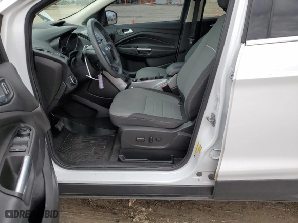 2015 Ford Escape SE with VIN 1FMCU0G91FUB64585, listed as a Copart auction lot 82792434 with 162,379 mi miles and Salvage Title. Bid and sale history available at carsss.com. Image 7.