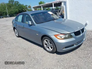 2008 BMW 3 Series 328i with VIN WBAVA37598NL45688, listed as a IAAI auction lot 41962680 with 203,776 mi miles. Bid and sale history available at carsss.com. Image 1.