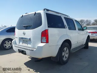 2005 Nissan Pathfinder SE with VIN 5N1AR18U35C771657, listed as a IAAI auction lot 41793114 with 181,777 mi miles. Bid and sale history available at carsss.com. Image 4.