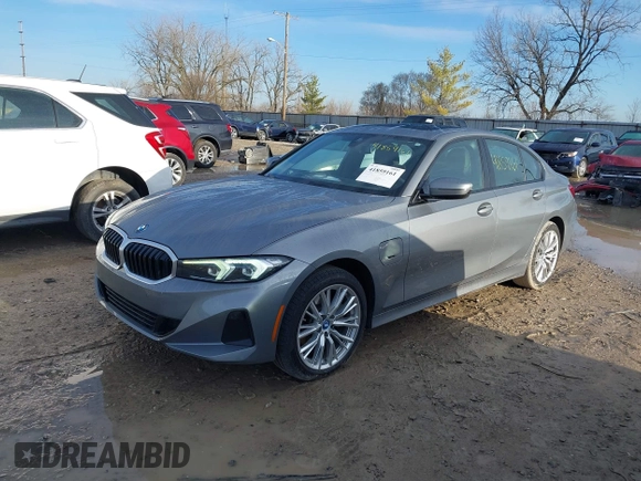 2023 BMW 3 Series 330e xDrive with VIN 3MW39FS01P8C81368, listed as a IAAI auction lot 41859161 with 72,648 mi miles. Bid and sale history available at carsss.com. Image 17.