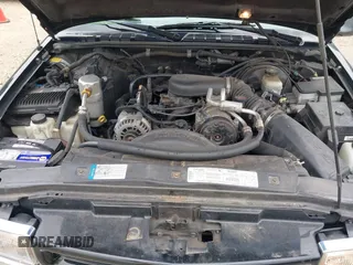 2002 Chevrolet Blazer LS с VIN 1GNDT13W2W2222929, выставлен на аукционе IAAI как лот 42577071 с пробегом 142 310 миль миль и . История ставок и продаж доступна на DreamBid. Изображение 10.