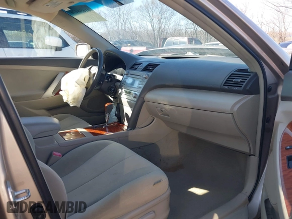 2009 Toyota Camry with VIN 4T4BE46K79R100114, listed as a IAAI auction lot 41656476 with 127,404 mi miles. Bid and sale history available at carsss.com. Image 5.