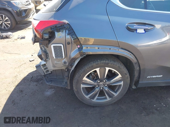 2022 Lexus UX 250h with VIN JTHP9JBH8N2058445, listed as a IAAI auction lot 41870238 with 36,509 mi miles and . Bid and sale history available at DreamBid. Image 19.