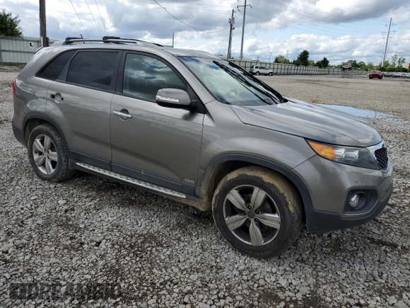 2013 Kia Sorento EX with VIN 5XYKUDA64DG327766, listed as a Copart auction lot 61648825 with 159,764 mi miles and Salvage title. Bid and sale history available at DreamBid. Image 4.