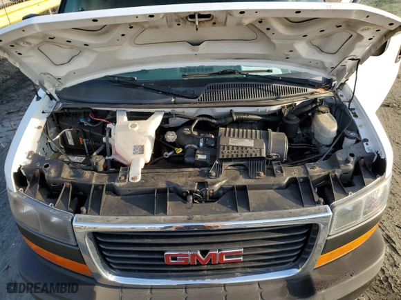 2017 GMC Savana Cargo Van with VIN 1GTW7AFF2H1911430, listed as a Copart auction lot 43959125 with 82,379 mi miles and Salvage Title. Bid and sale history available at carsss.com. Image 12.
