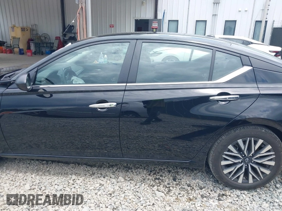 2024 Nissan Altima SV with VIN 1N4BL4DV5RN337279, listed as a IAAI auction lot 42642782 with 46,554 mi miles and . Bid and sale history available at DreamBid. Image 15.