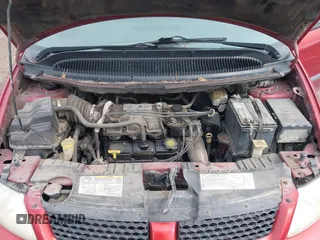 2004 Dodge Caravan SE with VIN 1D4GP24R84B526159, listed as a IAAI auction lot 41770007 with 236,174 mi miles. Bid and sale history available at carsss.com. Image 10.