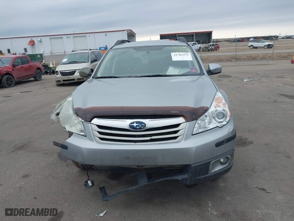 2010 Subaru Outback Premium All-Weather with VIN 4S4BRBCC6A3358117, listed as a IAAI auction lot 41705553 with 232,057 mi miles. Bid and sale history available at carsss.com. Image 12.