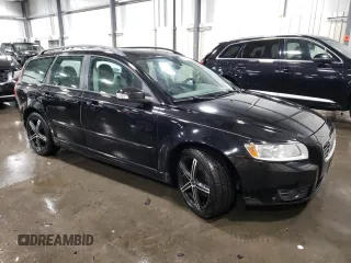2010 Volvo V50 с VIN YV1382MW5A2575954, выставлен на аукционе Copart как лот 74050034 с пробегом 195 447 миль миль и Чистый • Clean title. История ставок и продаж доступна на DreamBid. Изображение 4.