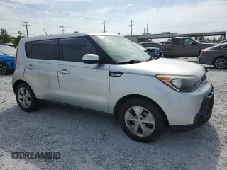 2016 Kia Soul with VIN KNDJN2A29G7840023, listed as a Copart auction lot 53456735 with 356,141 mi miles and Non Repairable. Bid and sale history available at carsss.com. Image 4.