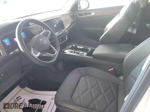 2024 Volkswagen Atlas SE with VIN 1V2HR2CA0RC565397, listed as a IAAI auction lot 42850634 with 20,499 mi miles and . Bid and sale history available at DreamBid. Image 28.