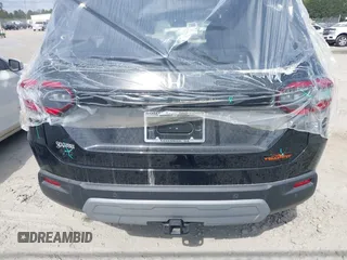 2025 Honda Pilot TrailSport with VIN 5FNYG1H61SB026477, listed as a IAAI auction lot 41471719 with 12,624 mi miles and . Bid and sale history available at DreamBid. Image 16.