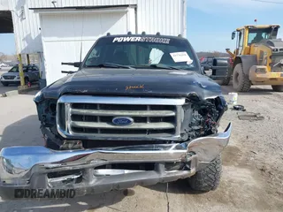 1999 Ford F-250 XL с VIN 1FTNX21F7XEB30659, выставлен на аукционе IAAI как лот 41776258 с пробегом 278 702 миль миль и . История ставок и продаж доступна на DreamBid. Изображение 13.