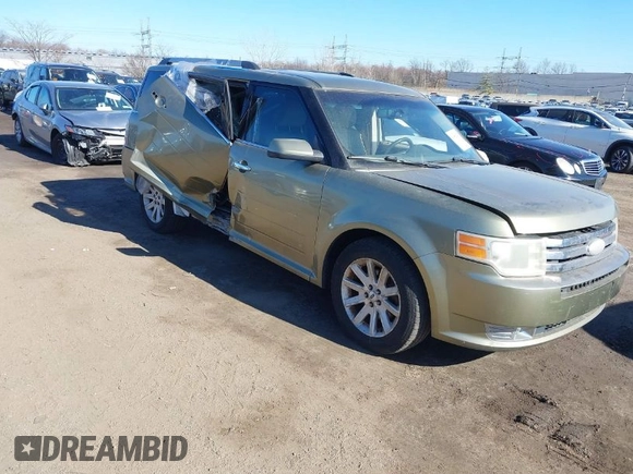 2012 Ford Flex SEL with VIN 2FMGK5CC8CBD00833, listed as a IAAI auction lot 41882383 with 202,171 mi miles. Bid and sale history available at carsss.com. Image 1.