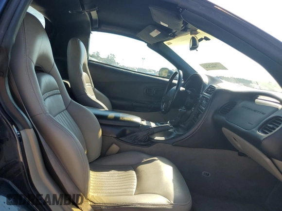 2000 Chevrolet Corvette with VIN 1G1YY22G9Y5106830, listed as a Copart auction lot 74044504 with 107,192 mi miles and Salvage Title. Bid and sale history available at carsss.com. Image 10.