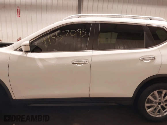 2019 Nissan Rogue SV z VIN KNMAT2MT5KP503352, wystawiony jako IAAI lot #41857095 z przebiegiem 91 250 mil mil oraz . Historia ofert i sprzedaży dostępna na DreamBid. Obrazek 15.