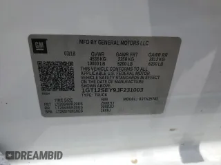 2018 GMC Sierra 2500HD Denali with VIN 1GT12SEY9JF231003, listed as a Copart auction lot 59562743 with 0 mi miles and Salvage Title. Bid and sale history available at carsss.com. Image 12.
