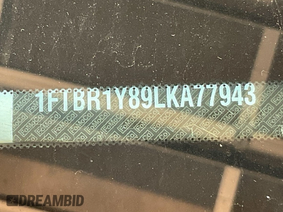 2020 Ford Transit Cargo z VIN 1FTBR1Y89LKA77943, wystawiony jako IAAI lot #42642576 z przebiegiem 144 064 mil mil oraz . Historia ofert i sprzedaży dostępna na DreamBid. Obrazek 16.
