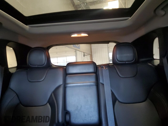 2018 Jeep Cherokee Limited z VIN 1C4PJMDB7JD614682, wystawiony jako Copart lot #52848895 z przebiegiem 137 873 mil mil oraz Szkoda całkowita • Salvage title. Historia ofert i sprzedaży dostępna na DreamBid. Obrazek 10.