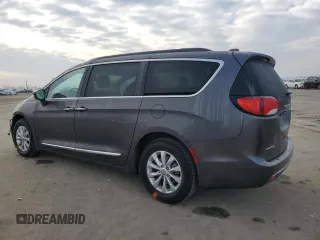 2017 Chrysler Pacifica Touring L with VIN 2C4RC1BG4HR593152, listed as a Copart auction lot 87869615 with 83,292 mi miles and Salvage Title. Bid and sale history available at DreamBid. Image 2.