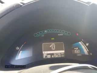 2013 Nissan LEAF SV z VIN 1N4AZ0CP5DC421533, wystawiony jako Copart lot #55692655 z przebiegiem 52 156 mil mil oraz Szkoda całkowita • Salvage title. Historia ofert i sprzedaży dostępna na DreamBid. Obrazek 9.