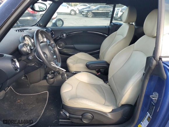 2012 MINI Cooper Convertible with VIN WMWZN3C54CT134060, listed as a Copart auction lot 43740175 with 71,818 mi miles and Salvage Title. Bid and sale history available at carsss.com. Image 7.