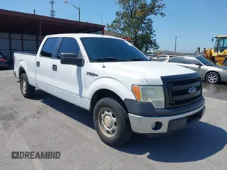 2014 Ford F-150 XL with VIN 1FTFW1CT8EKD07366, listed as a IAAI auction lot 41941250 with 318,464 mi miles and . Bid and sale history available at DreamBid. Image 1.