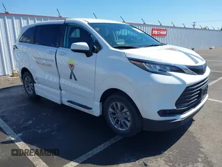 2023 Toyota Sienna LE с VIN 5TDKSKFC7PS086866, выставлен на аукционе IAAI как лот 42402787 с пробегом 10 218 миль миль и . История ставок и продаж доступна на DreamBid. Изображение 1.