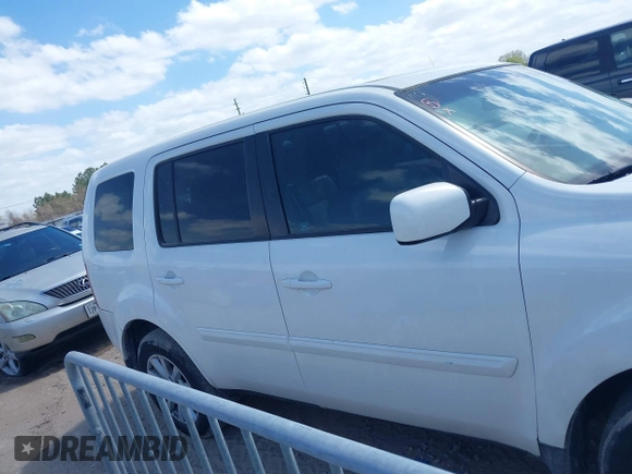 2012 Honda Pilot EX-L with VIN 5FNYF3H52CB023756, listed as a IAAI auction lot 41819122 with 177,946 mi miles. Bid and sale history available at carsss.com. Image 13.
