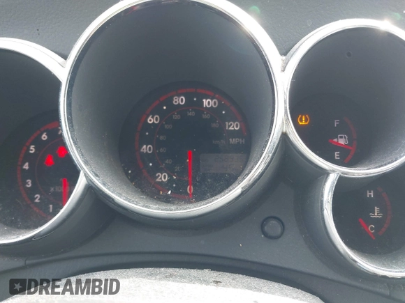 2005 Pontiac Vibe z VIN 5Y2SL66805Z459161, wystawiony jako IAAI lot #41937301 z przebiegiem 258 935 mil mil oraz . Historia ofert i sprzedaży dostępna na DreamBid. Obrazek 7.