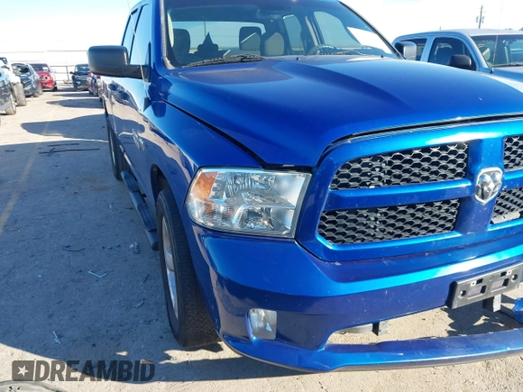 2015 Ram 1500 Express z VIN 1C6RR7FT5FS769072, wystawiony jako IAAI lot #41270470 z przebiegiem 171 355 mil mil oraz . Historia ofert i sprzedaży dostępna na DreamBid. Obrazek 1.