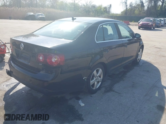 2008 Volkswagen Jetta SE with VIN 3VWRZ71K48M160894, listed as a IAAI auction lot 41982930 with 219,369 mi miles and . Bid and sale history available at DreamBid. Image 4.