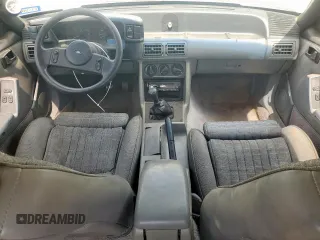 1989 Ford Mustang with VIN 1FABP41E3KF176536, listed as a Copart auction lot 58233075 with 17,202 mi miles and Salvage title. Bid and sale history available at DreamBid. Image 8.
