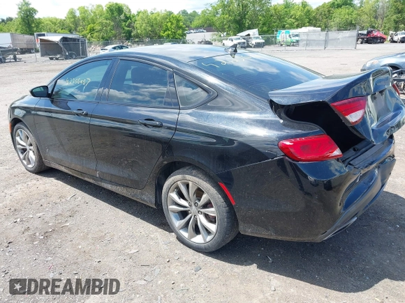 2015 Chrysler 200 S z VIN 1C3CCCBG0FN619746, wystawiony jako IAAI lot #42256667 z przebiegiem 210 572 mil mil oraz . Historia ofert i sprzedaży dostępna na DreamBid. Obrazek 3.