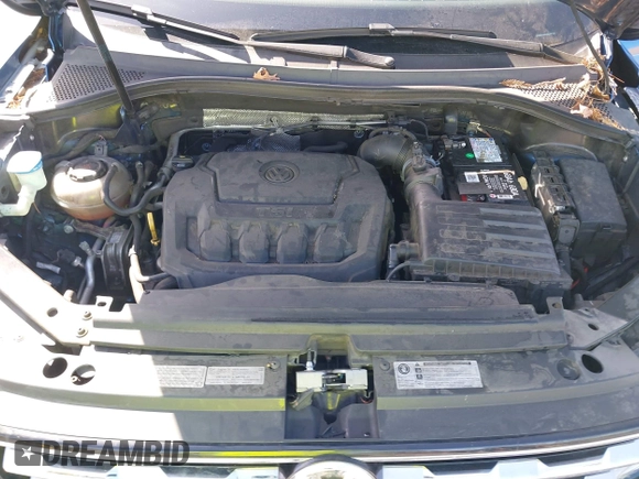2018 Volkswagen Tiguan SEL with VIN 3VV2B7AX9JM204108, listed as a IAAI auction lot 42504747 with 87,379 mi miles and . Bid and sale history available at DreamBid. Image 10.