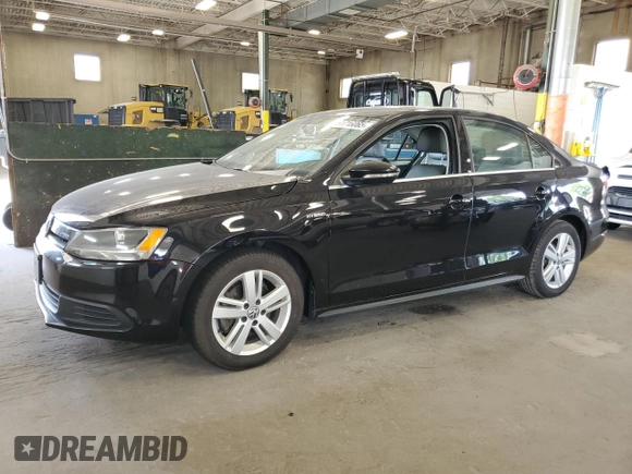 2014 Volkswagen Jetta Hybrid SE z VIN 3VW637AJ2EM288509, wystawiony jako Copart lot #61716065 z przebiegiem 116 461 mil mil oraz Czysty tytuł • Clean title. Historia ofert i sprzedaży dostępna na DreamBid. Obrazek 1.