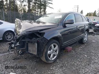2014 Audi Q7 Premium Plus z VIN WA1LGAFE3ED012638, wystawiony jako IAAI lot #41658605 z przebiegiem 127 392 mil mil oraz . Historia ofert i sprzedaży dostępna na DreamBid. Obrazek 2.