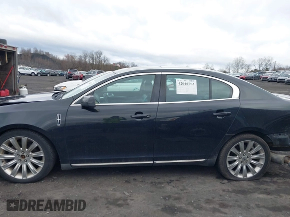 2010 Lincoln MKS w/EcoBoost with VIN 1LNHL9FT8AG607008, listed as a IAAI auction lot 42040752 with 192,478 mi miles. Bid and sale history available at carsss.com. Image 14.