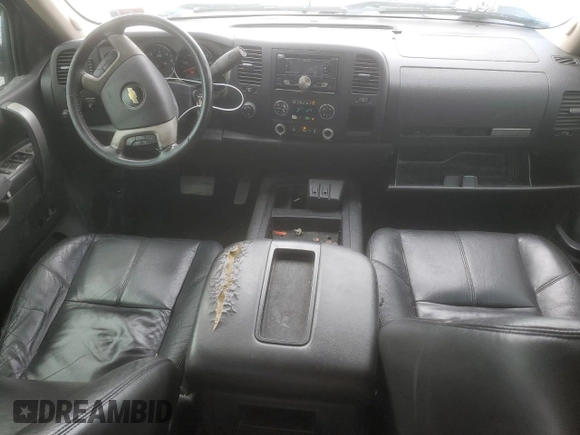 2013 Chevrolet Silverado 1500 LT with VIN 3GCPKSE79DG114204, listed as a Copart auction lot 44384635 with 223,506 mi miles and Salvage Title. Bid and sale history available at DreamBid. Image 8.