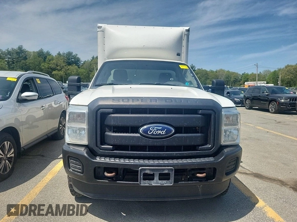 2013 Ford F-250 XL z VIN 1FDBF2B68DEB48275, wystawiony jako IAAI lot #42512434 z przebiegiem 434 130 mil mil oraz . Historia ofert i sprzedaży dostępna na DreamBid. Obrazek 36.